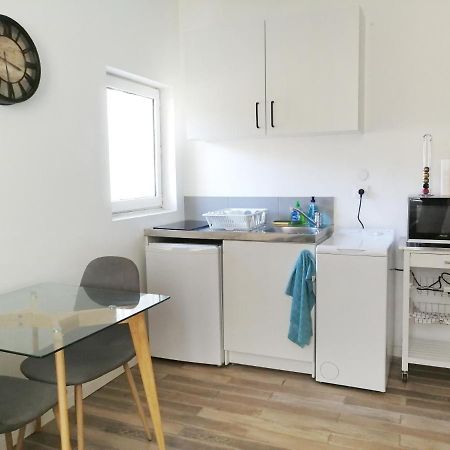 Blue Rent Apartment Bron Exterior foto