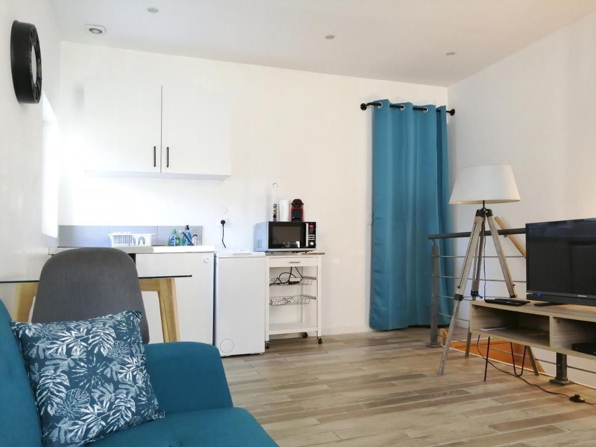 Blue Rent Apartment Bron Exterior foto