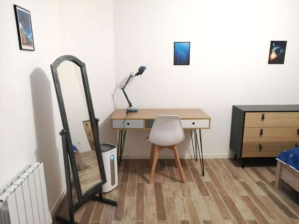 Blue Rent Apartment Bron Exterior foto