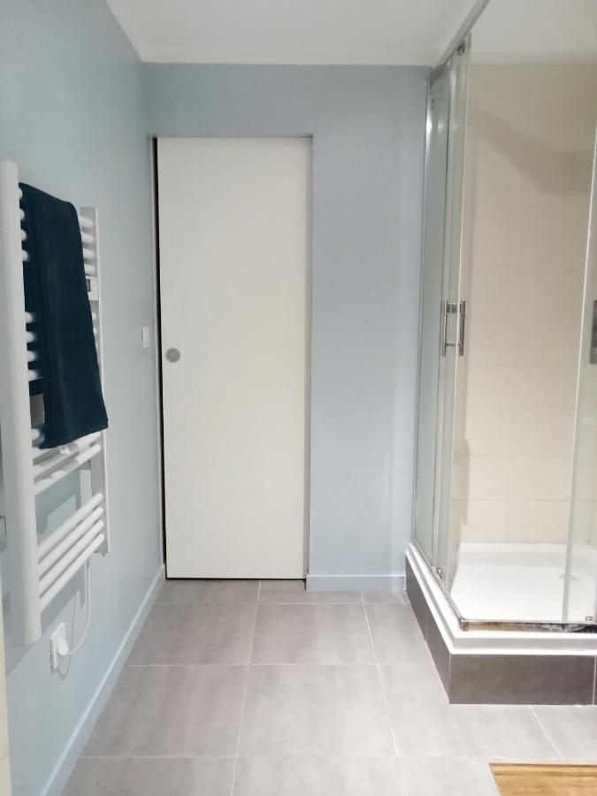 Blue Rent Apartment Bron Exterior foto